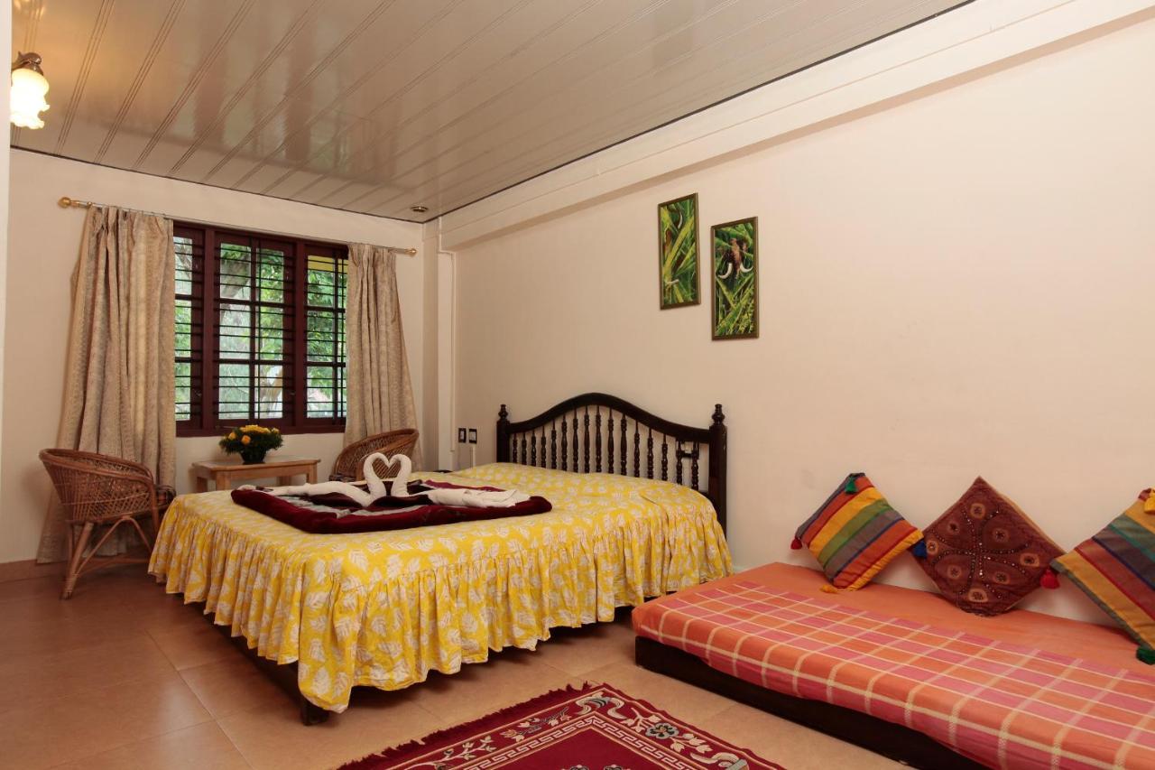 Las Palmas Munnar Buitenkant foto
